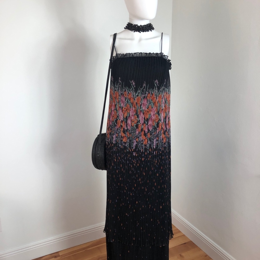 Vintage Sunray pleated cdress w/ spaghetti straps - Picture 7 of 16